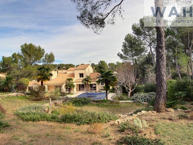 Vente Villa 8 Pieces A Saint Clement De Riviere 220m² Saint Clément de Rivière