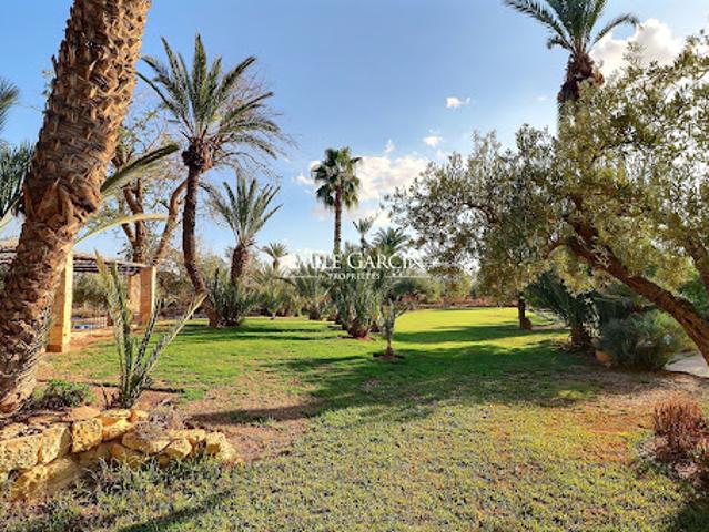 Vente Villa 9 pièces 400 m2 Mont de Marsan