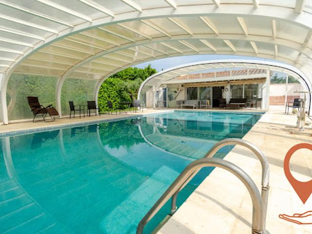 Vente Villa 9 pièces 181.59 m2 Arles