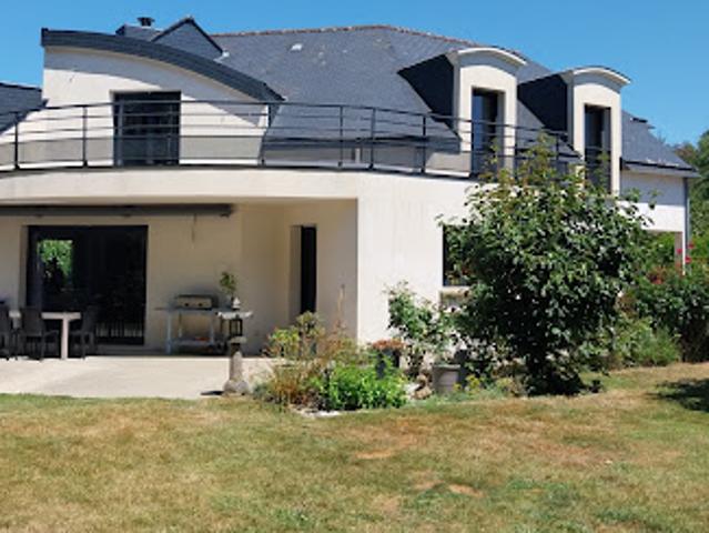 Vente Villa 9 pièces 198 m2 Guidel