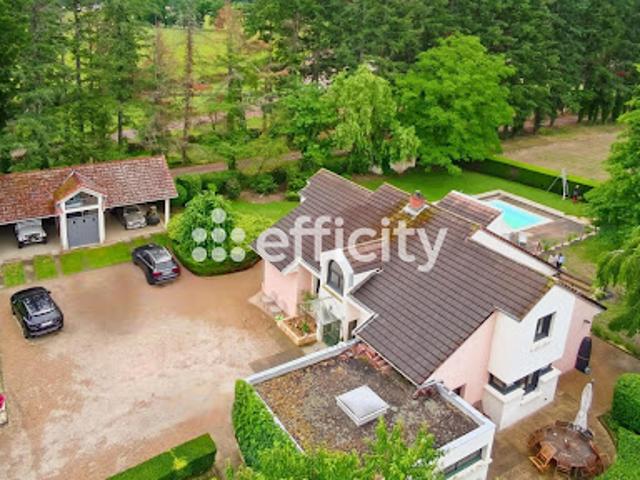 Vente Villa 9 pièces 205 m2 Puy Guillaume