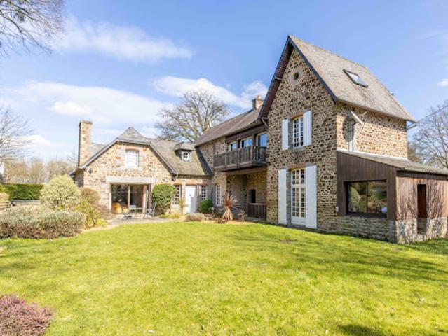 Vente Villa 9 pièces 224 m2 Fougeres