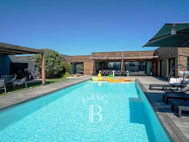 Vente Villa 9 pièces 226 m2 Lecci