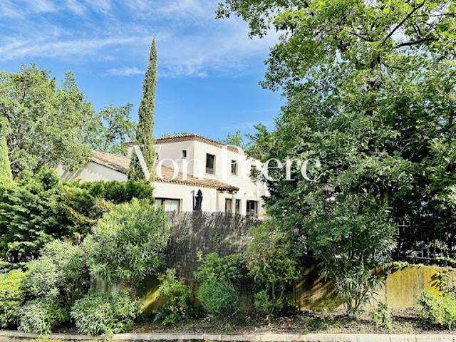 Vente Villa 9 pièces 236 m2 Rochefort du Gard