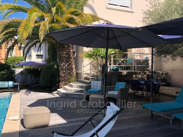 Vente Villa 9 pièces 250 m2 Royan