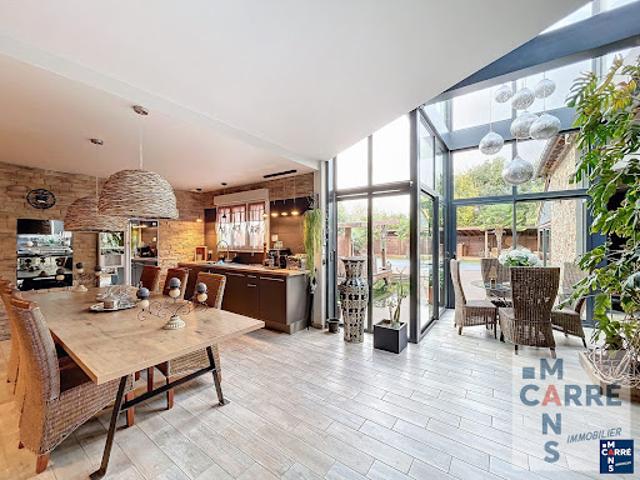 Vente Villa 9 pièces 265 m2 Saint Saturnin
