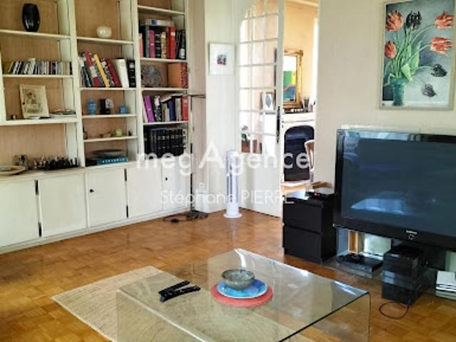 Vente Villa 9 pièces 270 m2 Montluçon