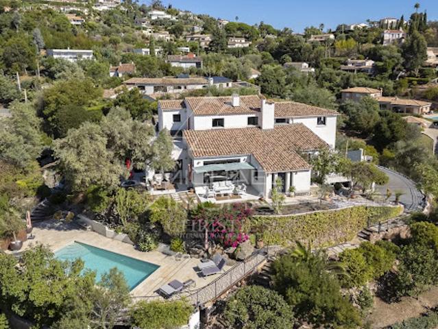 Vente Villa 9 pièces 291.94 m2 Mandelieu la Napoule