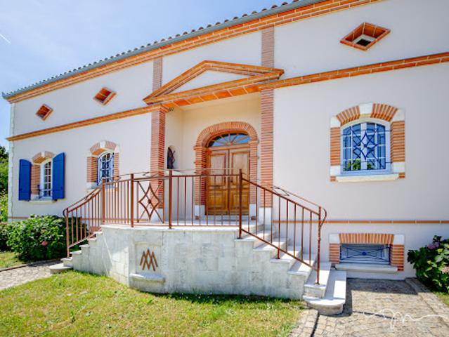 Vente Villa 9 pièces 313 m2 Préserville