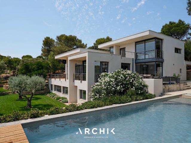 Vente Villa 9 pièces 316 m2 Nimes