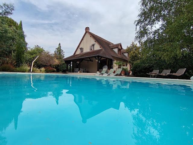 Vente Villa 9 pièces 330 m2 Cellettes