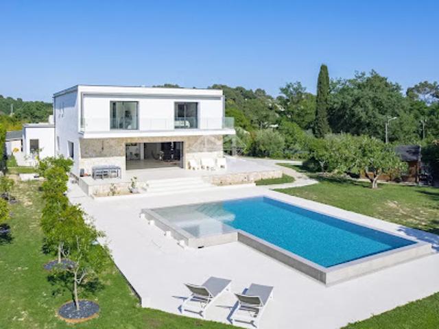 Vente Villa 9 pièces 330 m2 Valbonne