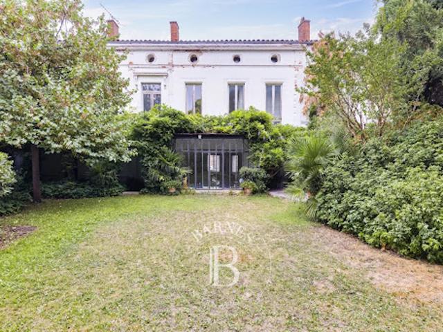 Vente Villa 9 pièces 382 m2 Toulouse