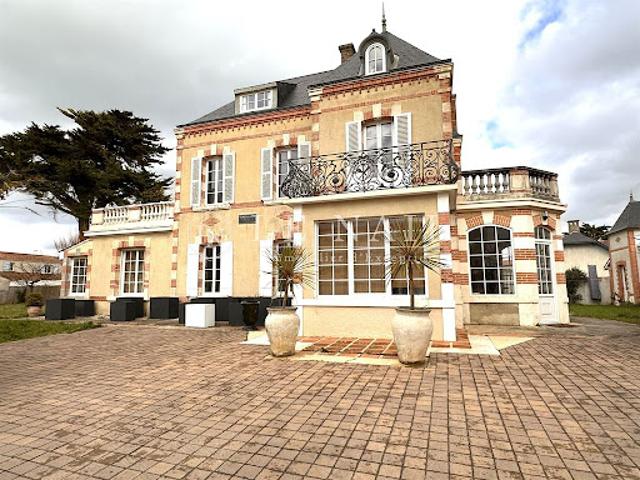 Vente Villa 13 pièces 265 m2 Saint Jean de Monts