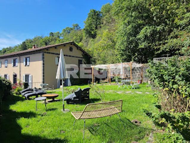 Vente Villa 13 pièces 320 m2 Pontgibaud
