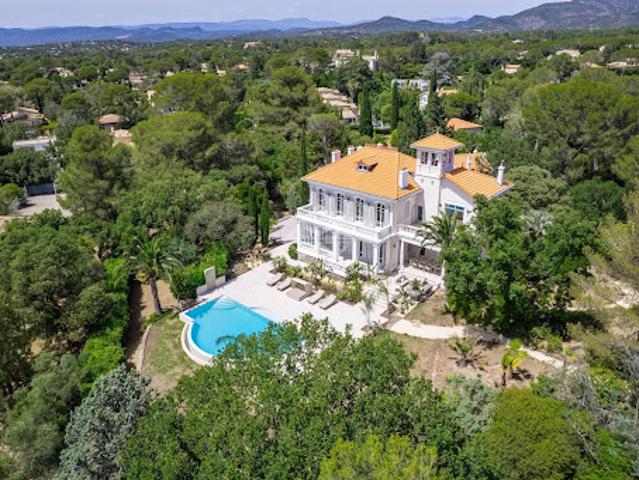 Vente Villa 13 pièces 440 m2 Saint raphael