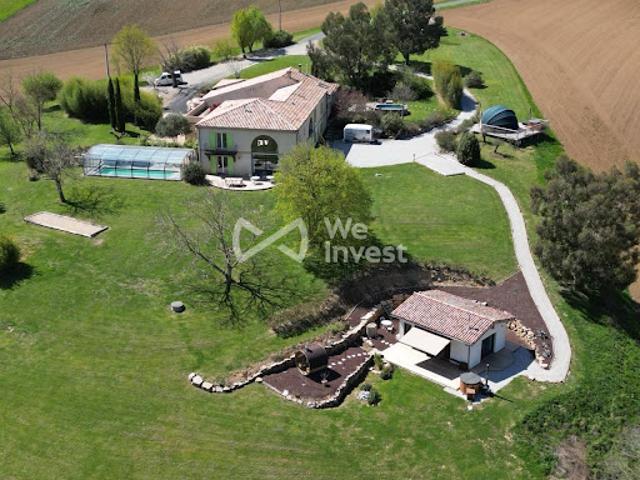 Vente Villa 13 pièces 500 m2 Grazac