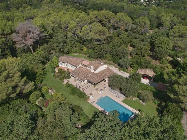 Vente villa 10 Pièce s 276m² Opio