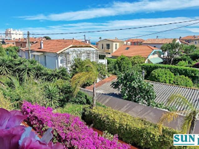 Vente Villa 10 pièces 165.5 m2 Cagnes sur Mer