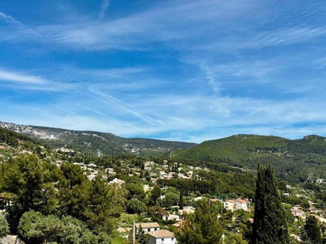 Vente Villa 10 pièces 175 m2 Le Revest les Eaux