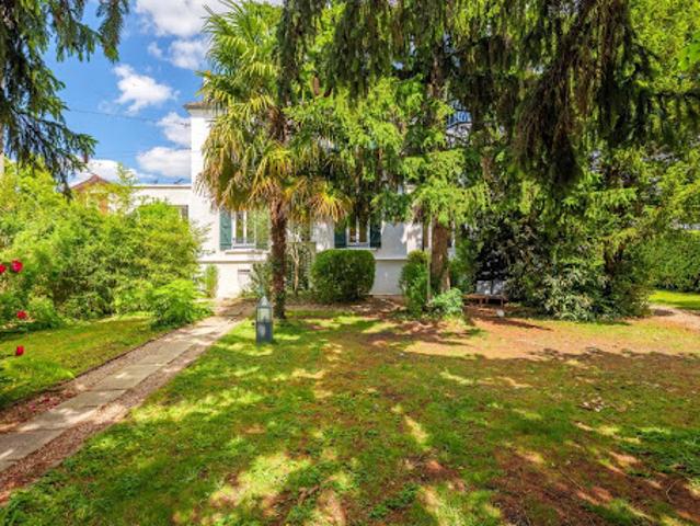 Vente Maison 10 pièces 170 m2 Neuilly Plaisance