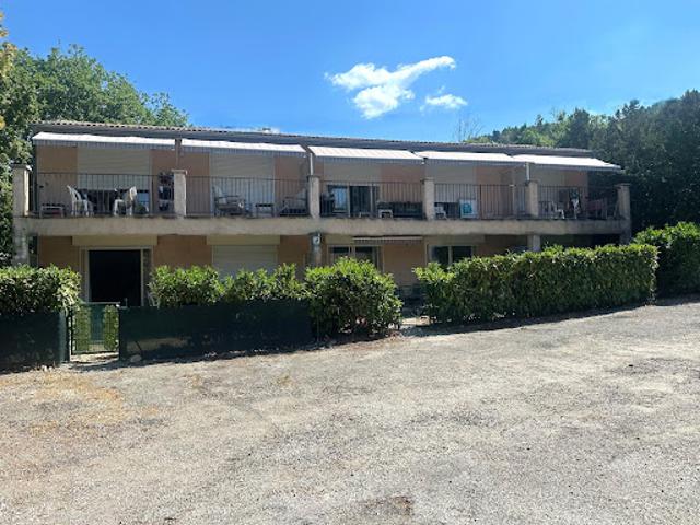 Vente Villa 10 pièces 198 m2 Castellane