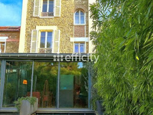 Vente Villa 10 pièces 230 m2 Saint Maurice