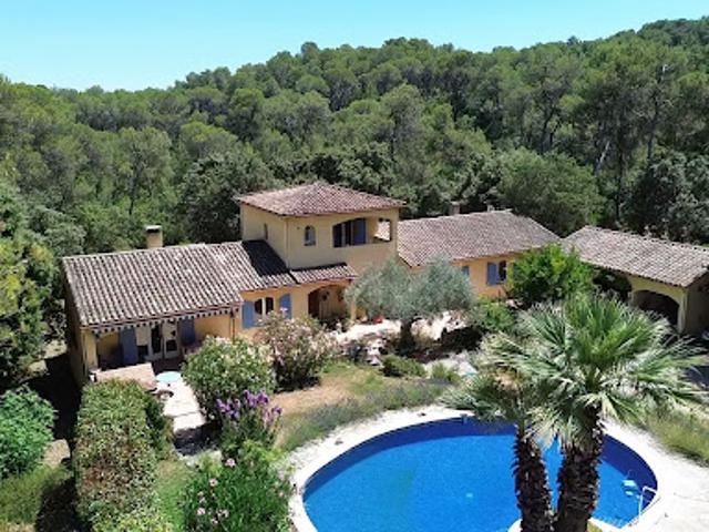 Vente Villa 10 pièces 257 m2 Saint Mathieu de Tréviers