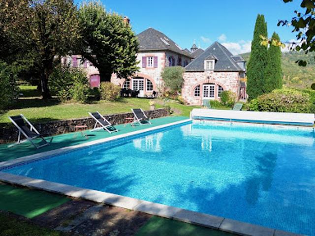 Vente Villa 10 pièces 260 m2 Meyssac
