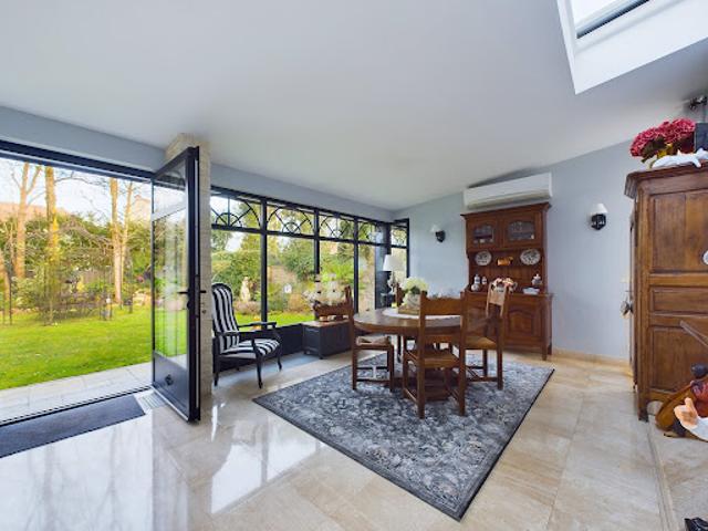 Vente Villa 10 pièces 260 m2 Villemomble