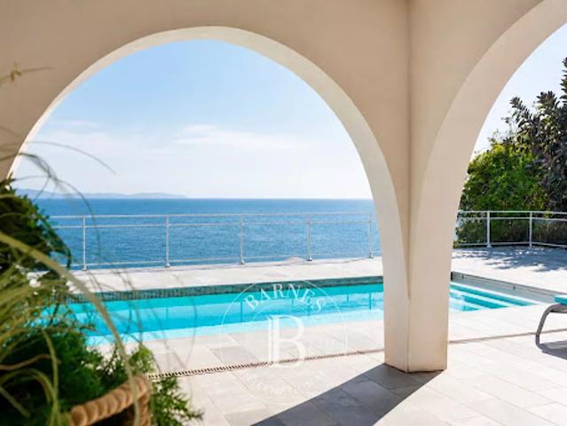 Vente Villa 10 pièces 295.05 m2 Ajaccio