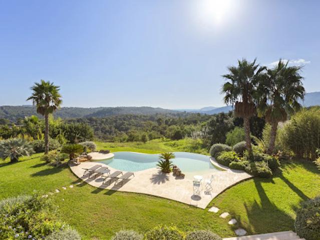 Vente Villa 10 pièces 300 m2 Pégomas