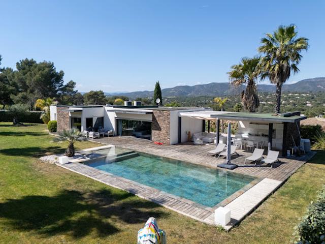 Vente Villa 10 pièces 315 m2 Saint raphael