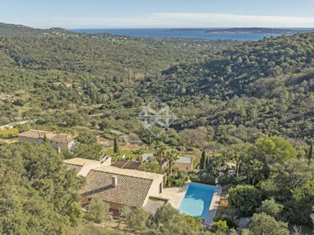 Vente Villa 10 pièces 330 m2 Grimaud