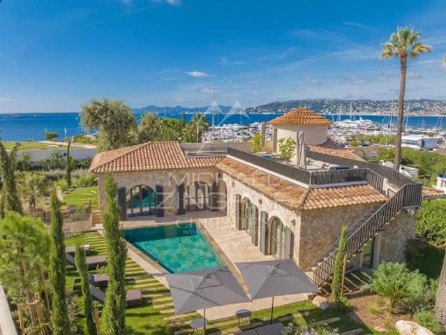 Vente Villa 10 pièces 341.2 m2 Antibes