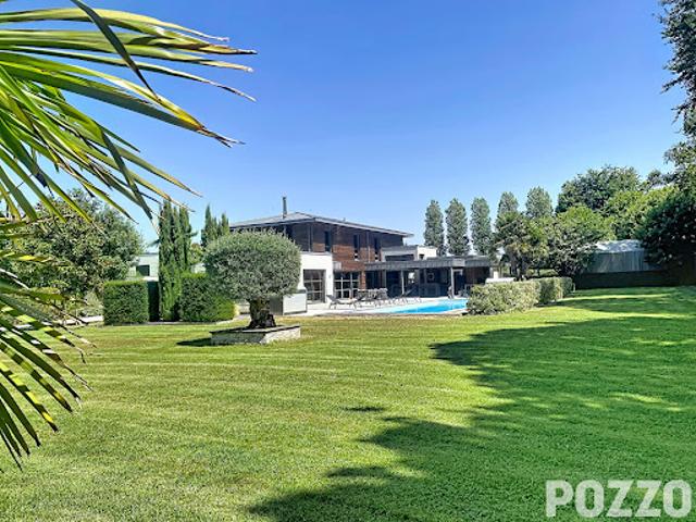 Vente Villa 10 pièces 376 m2 Caen