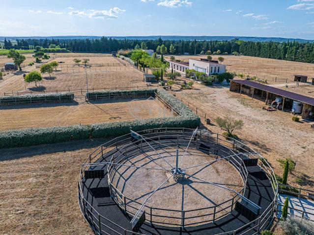 Vente Villa 10 pièces 380 m2 Meynes