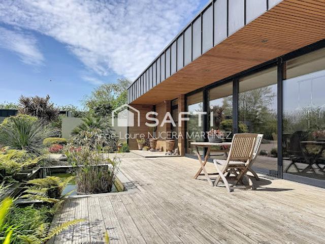 Vente Villa 10 pièces 396 m2 Lannilis