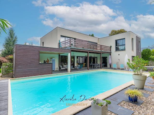 Vente Villa 10 pièces 455 m2 Saint Cyr sur Loire