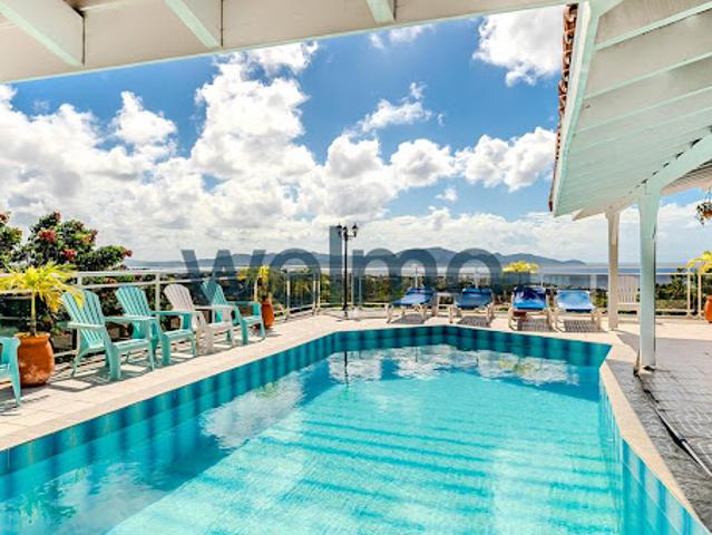 Vente Villa 10 pièces 530 m2 Schoelcher