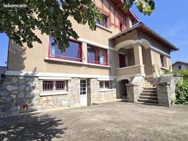 Vente | Villa | 10p | 6ch | 250 m² | Castres | Expo Sud Ouest | Terrasse · Jardin