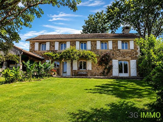 Vente Villa 11 pièces 272 m2 Saint Faust