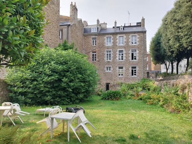 Vente Villa 11 pièces 302.94 m2 Saint Malo