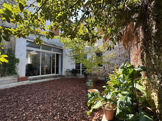 Vente Villa 11 pièces 365 m2 Vic Fezensac