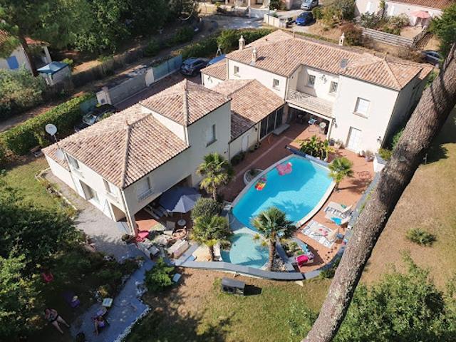 Vente Villa 11 pièces 398 m2 Les Mathes