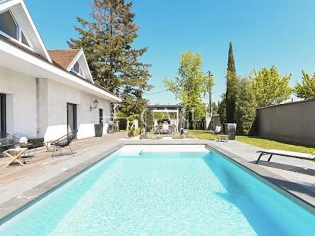 Vente Villa 12 pièces 195 m2 Bourgoin Jallieu