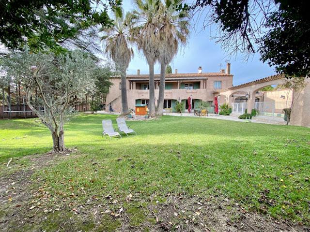 Vente Villa 12 pièces 412 m2 Lattes