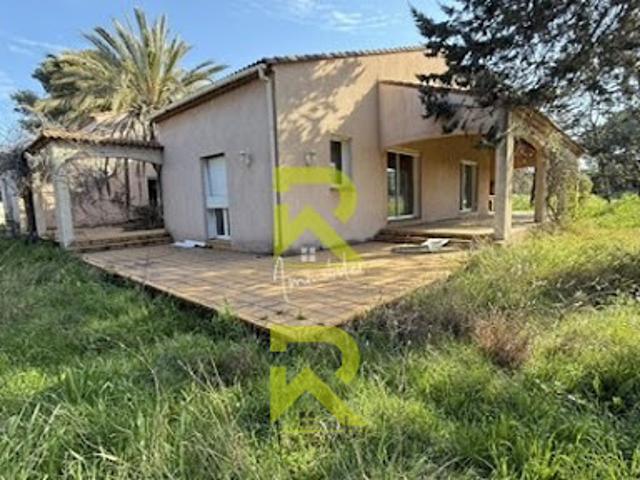 Vente Villa 14 pièces 350 m2 Agde