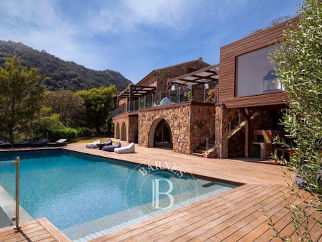 Vente Villa 14 pièces 528 m2 Porto Vecchio