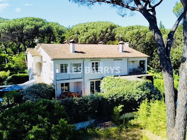 Vente Villa 16 pièces 320 m2 Gassin